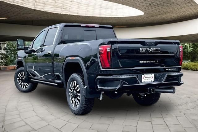 2026 GMC Sierra 2500HD Crew Cab, Standard Bed, Denali Ultimate, 4WD