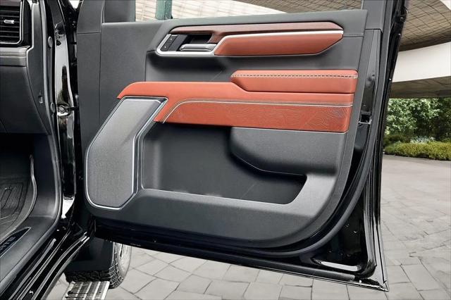 2026 GMC Sierra 2500HD Crew Cab, Standard Bed, Denali Ultimate, 4WD