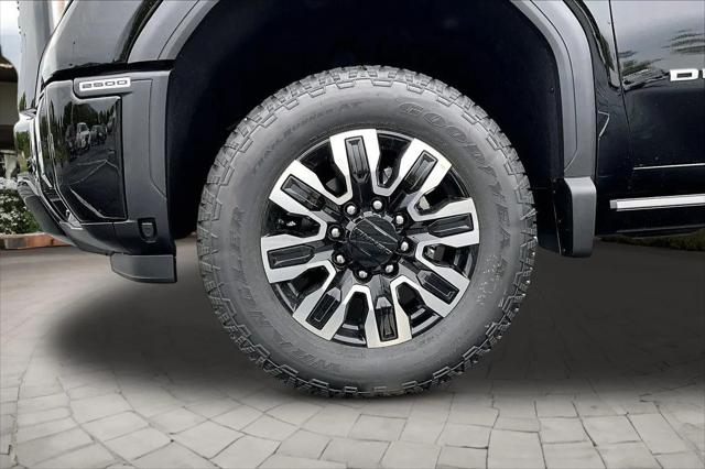 2026 GMC Sierra 2500HD Crew Cab, Standard Bed, Denali Ultimate, 4WD