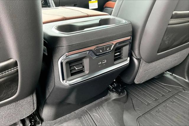 2026 GMC Sierra 2500HD Crew Cab, Standard Bed, Denali Ultimate, 4WD