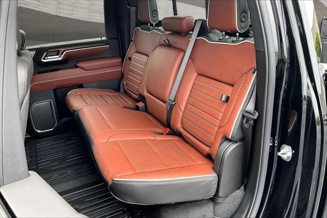 2026 GMC Sierra 2500HD Crew Cab, Standard Bed, Denali Ultimate, 4WD