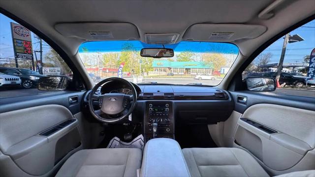 2008 Ford Taurus SEL