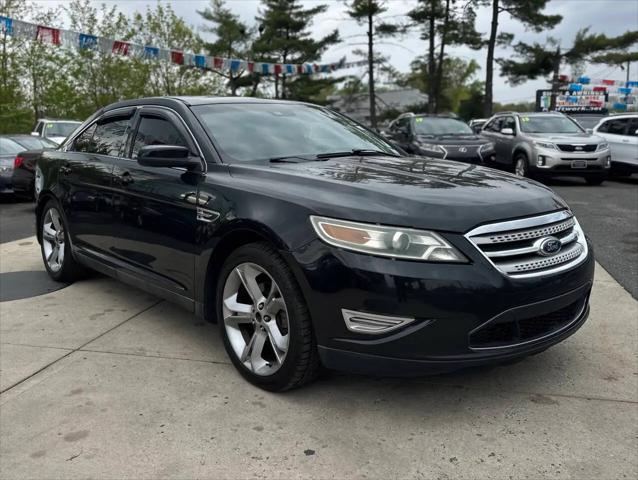 2011 Ford Taurus SHO