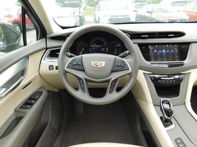 2018 Cadillac XT5 Premium Luxury