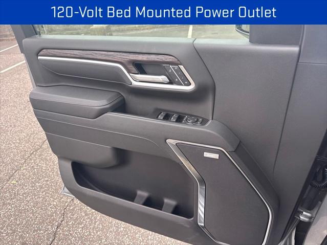 2026 GMC Sierra 2500HD Crew Cab, Standard Bed, SLT, 4WD