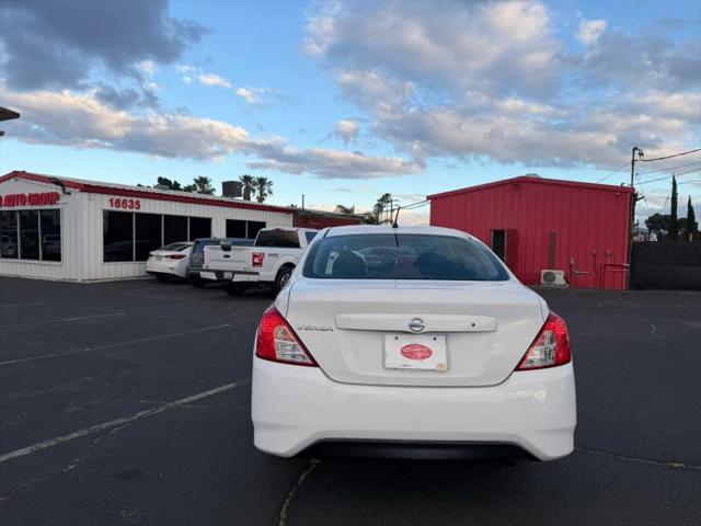 2016 Nissan Versa 1.6 S
