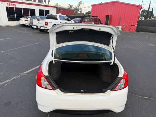 2016 Nissan Versa 1.6 S
