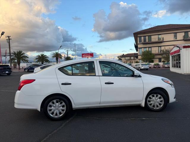 2016 Nissan Versa 1.6 S