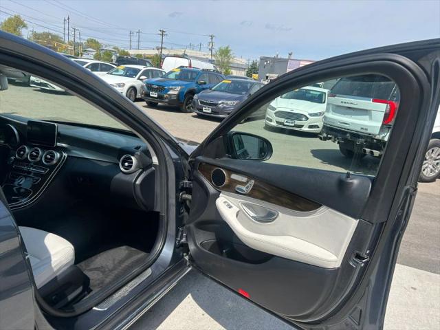 2016 Mercedes-Benz C-CLASS C 300 4MATIC