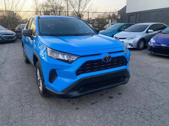 2020 Toyota RAV4 LE