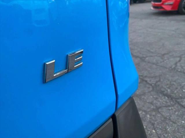 2020 Toyota RAV4 LE