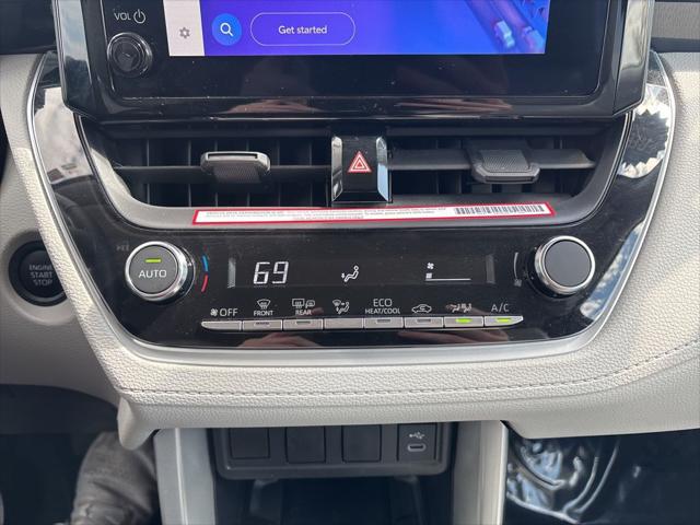 2024 Toyota Corolla Cross LE