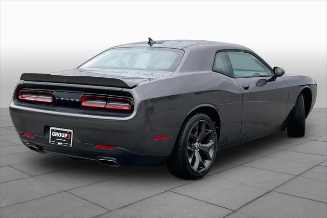 2018 Dodge Challenger SXT Plus