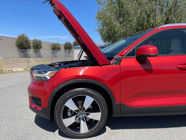 2019 Volvo XC40 T4 Momentum