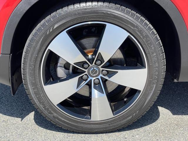 2019 Volvo XC40 T4 Momentum