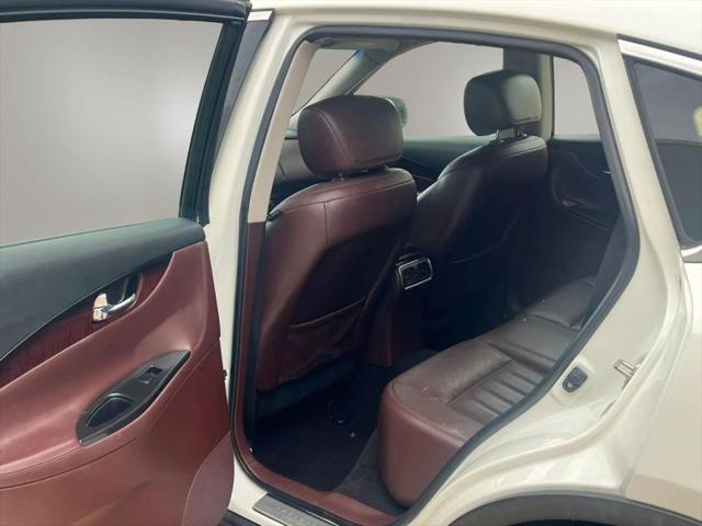 2016 INFINITI QX50 Base