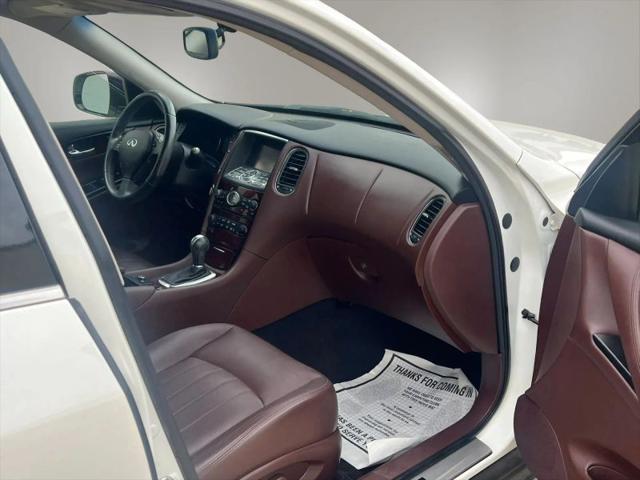 2016 INFINITI QX50 Base