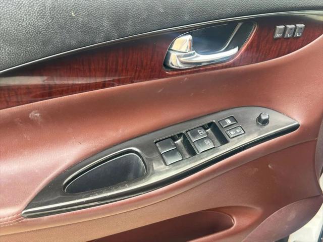 2016 INFINITI QX50 Base