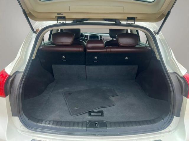 2016 INFINITI QX50 Base