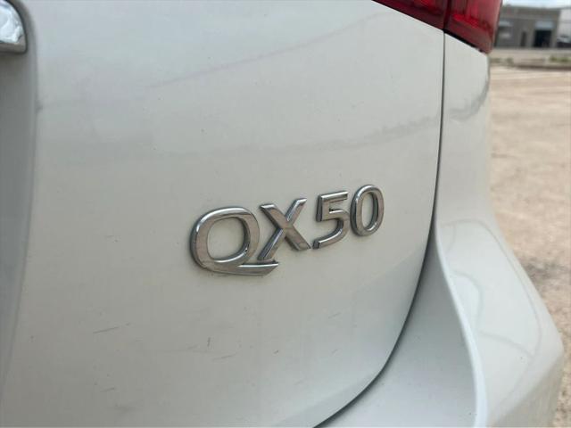2016 INFINITI QX50 Base