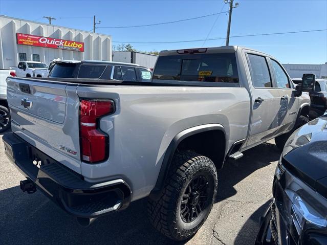2026 Chevrolet Silverado 2500HD Crew Cab, Standard Bed, XR2, 4WD
