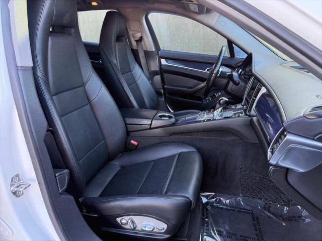 2013 Porsche Panamera Base