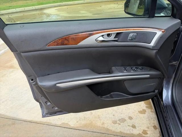 2014 Lincoln MKZ Hybrid Hybrid