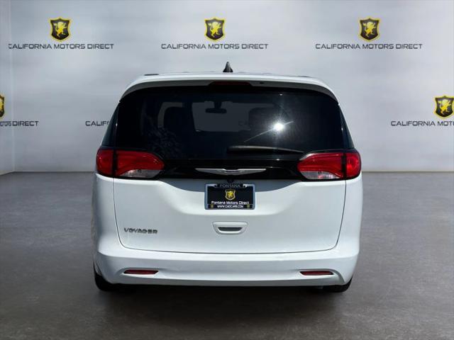 2022 Chrysler Voyager LX