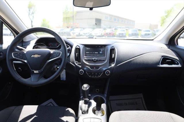 2017 Chevrolet Cruze LT Auto