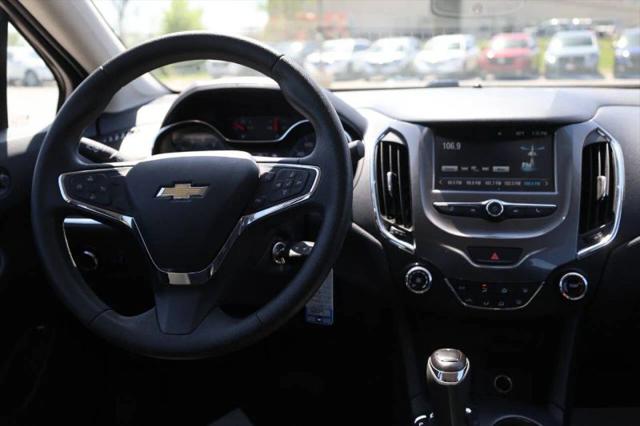 2017 Chevrolet Cruze LT Auto