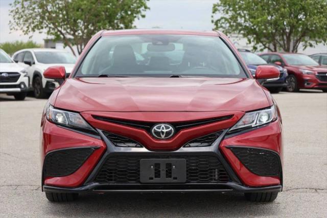 2021 Toyota Camry SE AWD