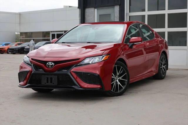 2021 Toyota Camry SE AWD