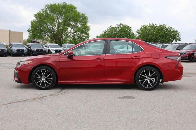 2021 Toyota Camry SE AWD