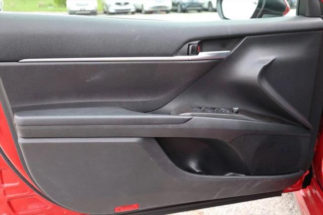 2021 Toyota Camry SE AWD
