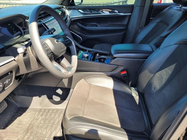 2023 Jeep Grand Cherokee Trailhawk