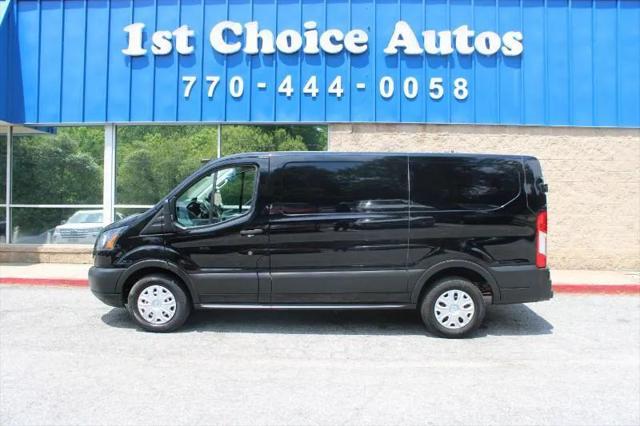 2019 Ford Transit w/60/40 Side Door w/RWB