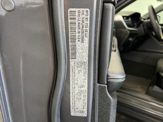 2025 Jeep Grand Cherokee Laredo 4x4