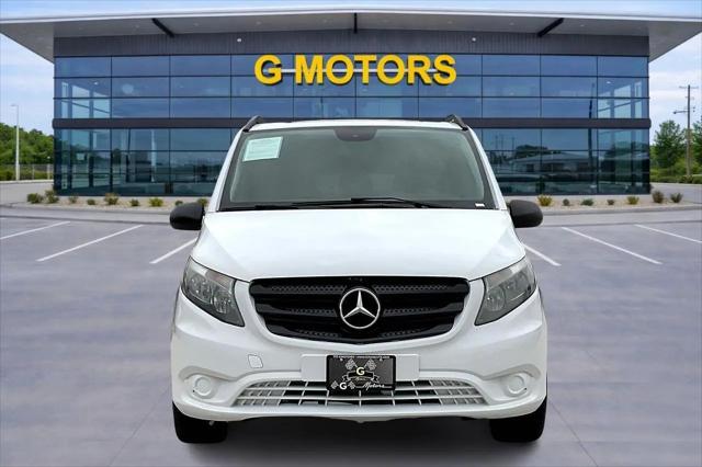 2016 Mercedes-Benz Metris Standard