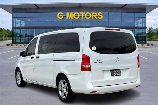 2016 Mercedes-Benz Metris Standard