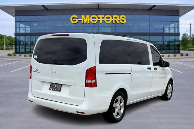 2016 Mercedes-Benz Metris Standard