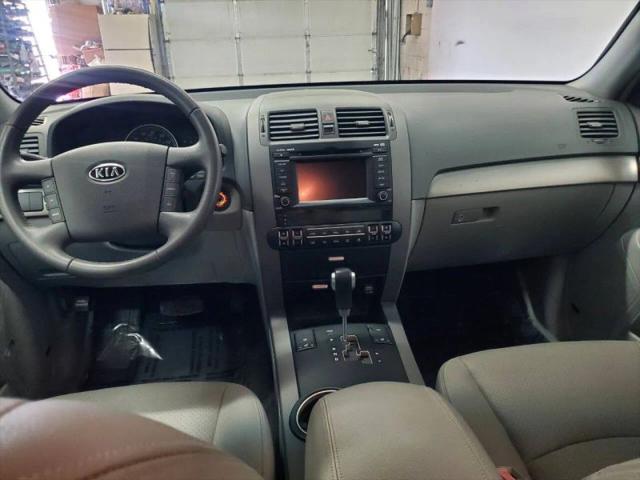 2009 Kia Borrego EX V8