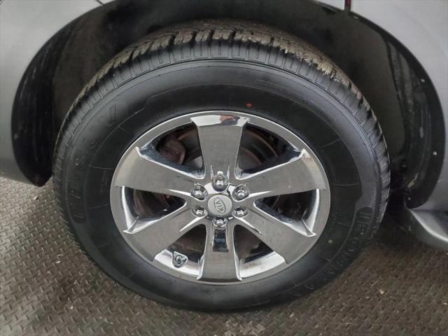 2009 Kia Borrego EX V8