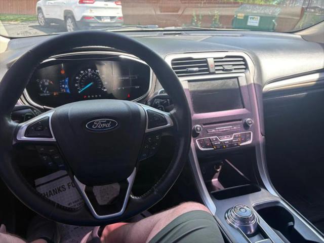 2017 Ford Fusion SE