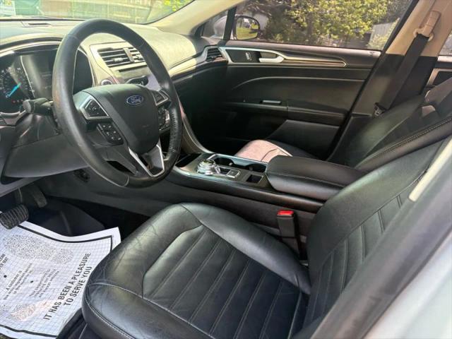 2017 Ford Fusion SE