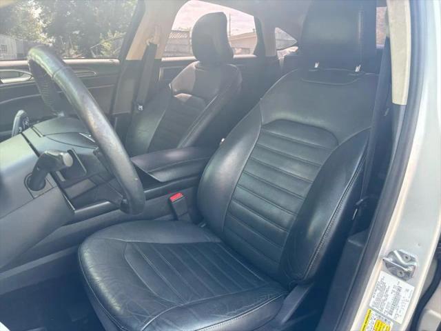 2017 Ford Fusion SE