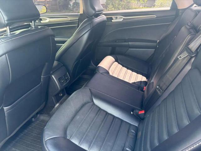 2017 Ford Fusion SE