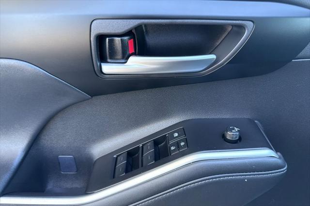 2025 Toyota Highlander XSE - Photo 15