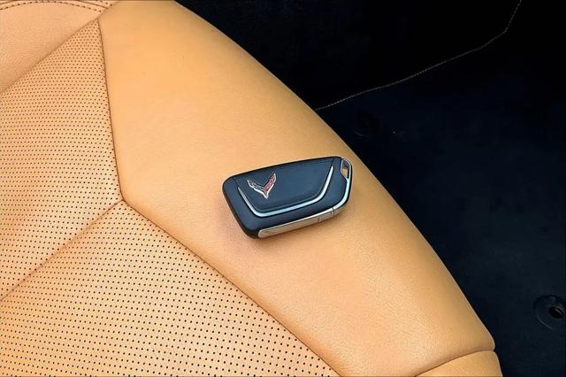 2023 Chevrolet Corvette Stingray RWD Convertible 2LT