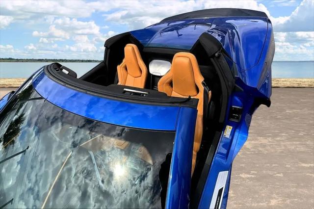 2023 Chevrolet Corvette Stingray RWD Convertible 2LT