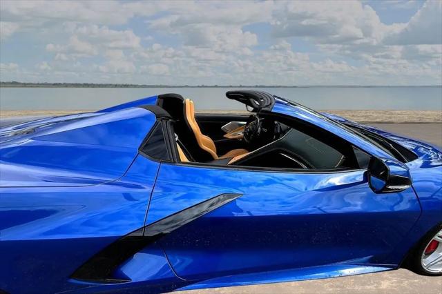 2023 Chevrolet Corvette Stingray RWD Convertible 2LT